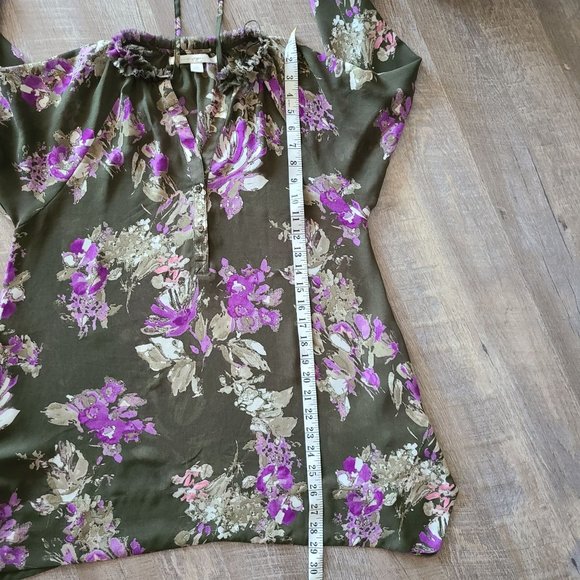 LC Lauren Conrad Olive Floral Tunic Blouse Size XS - Picture 9 of 10